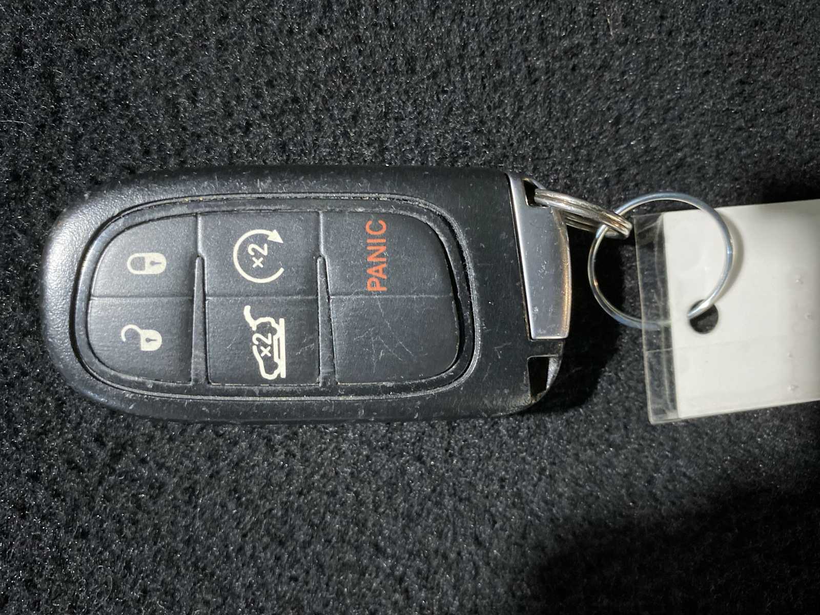 Thumbnail: 2020 Jeep Cherokee - 20