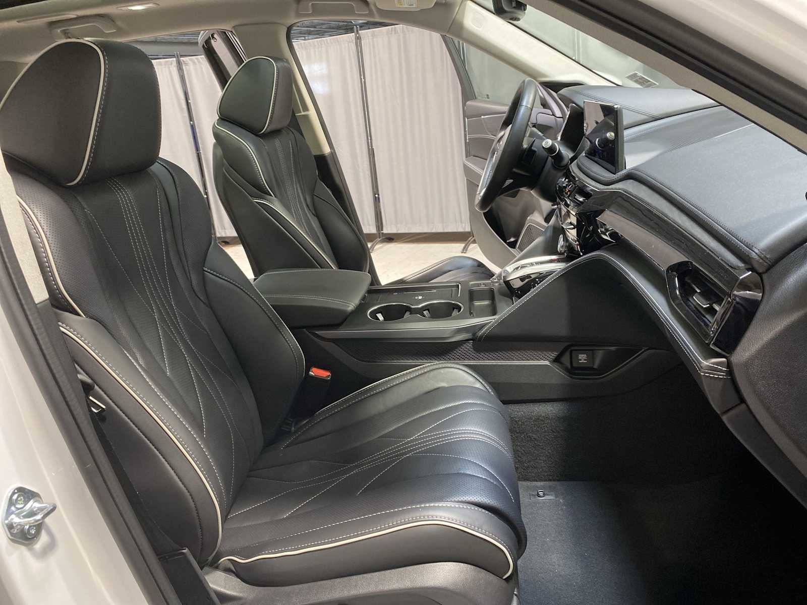 Thumbnail: 2026 Acura MDX - 14