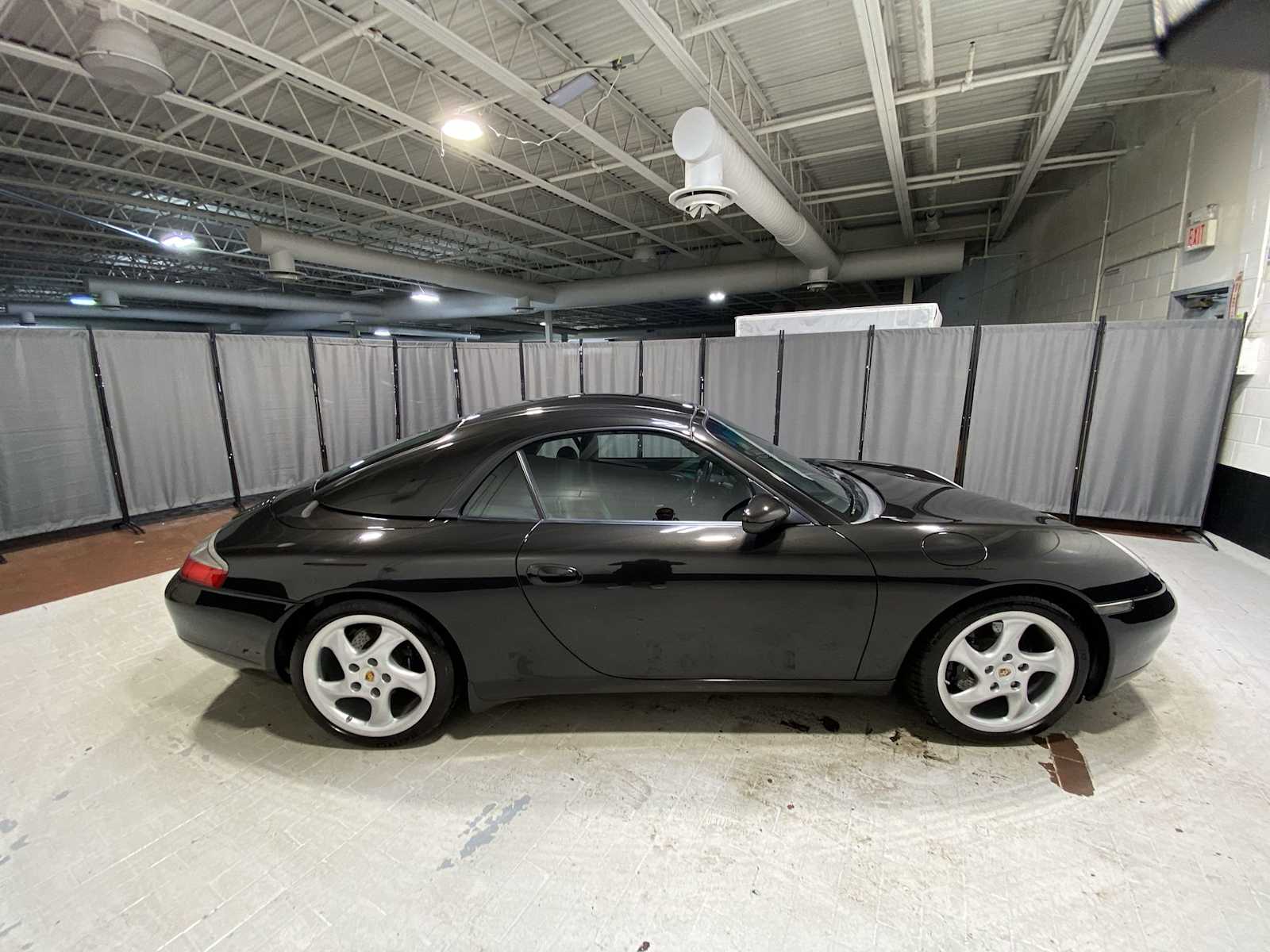 Thumbnail: 2000 Porsche 911 - 27