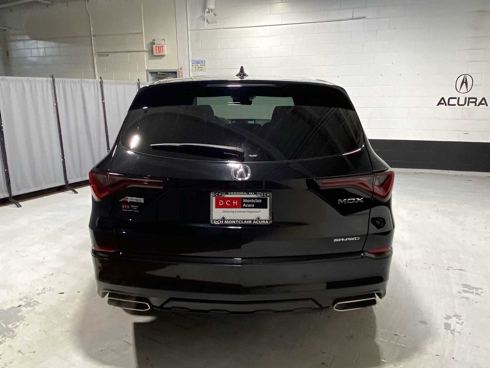 Thumbnail: 2023 Acura MDX - 5