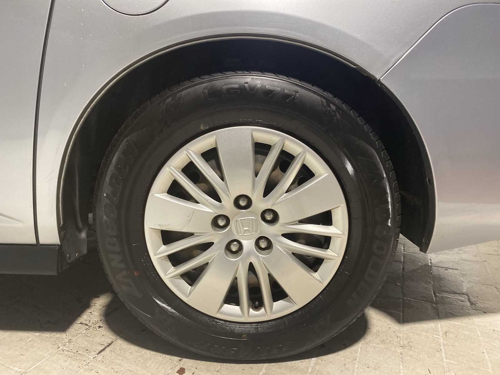 Thumbnail: 2016 Honda Odyssey - 8