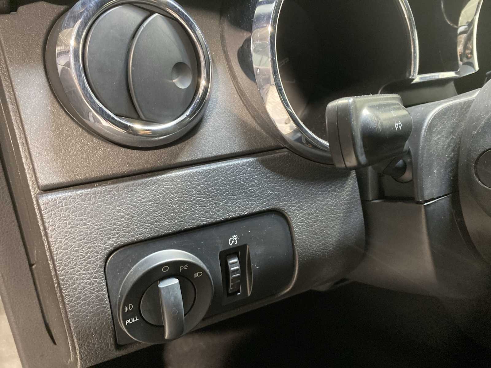 Thumbnail: 2008 Ford Mustang - 27