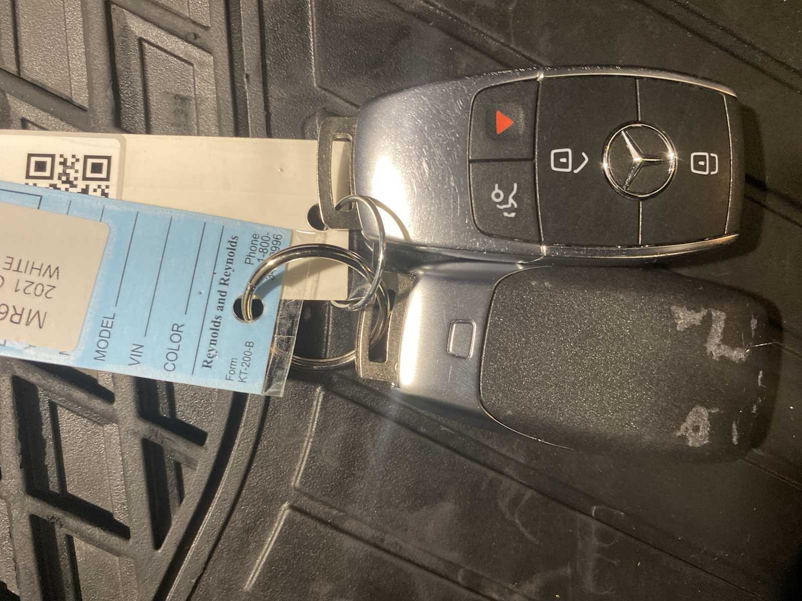 Thumbnail: 2021 Mercedes-Benz C-Class - 20