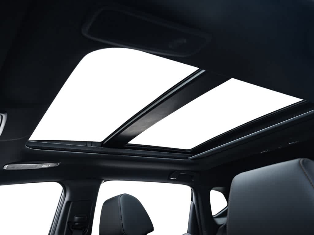 Thumbnail: 2025 Acura ADX - 19