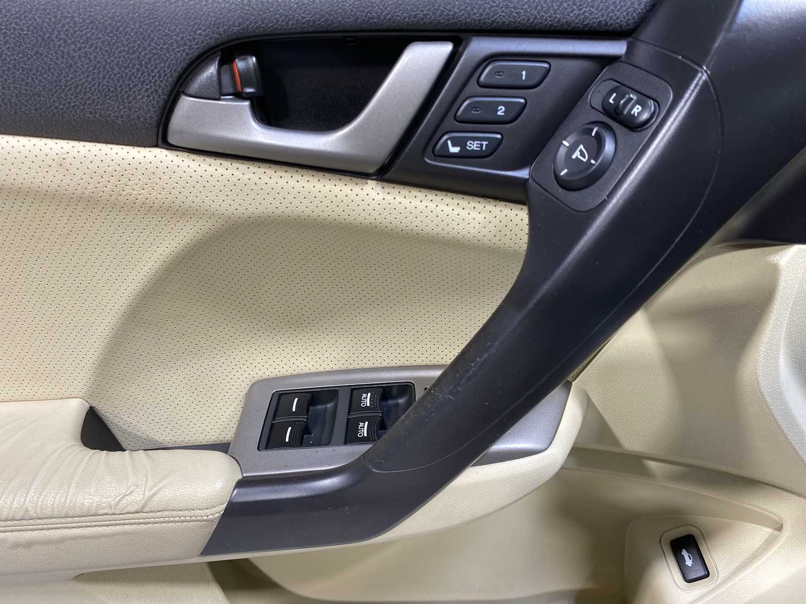 Thumbnail: 2010 Acura TSX - 23