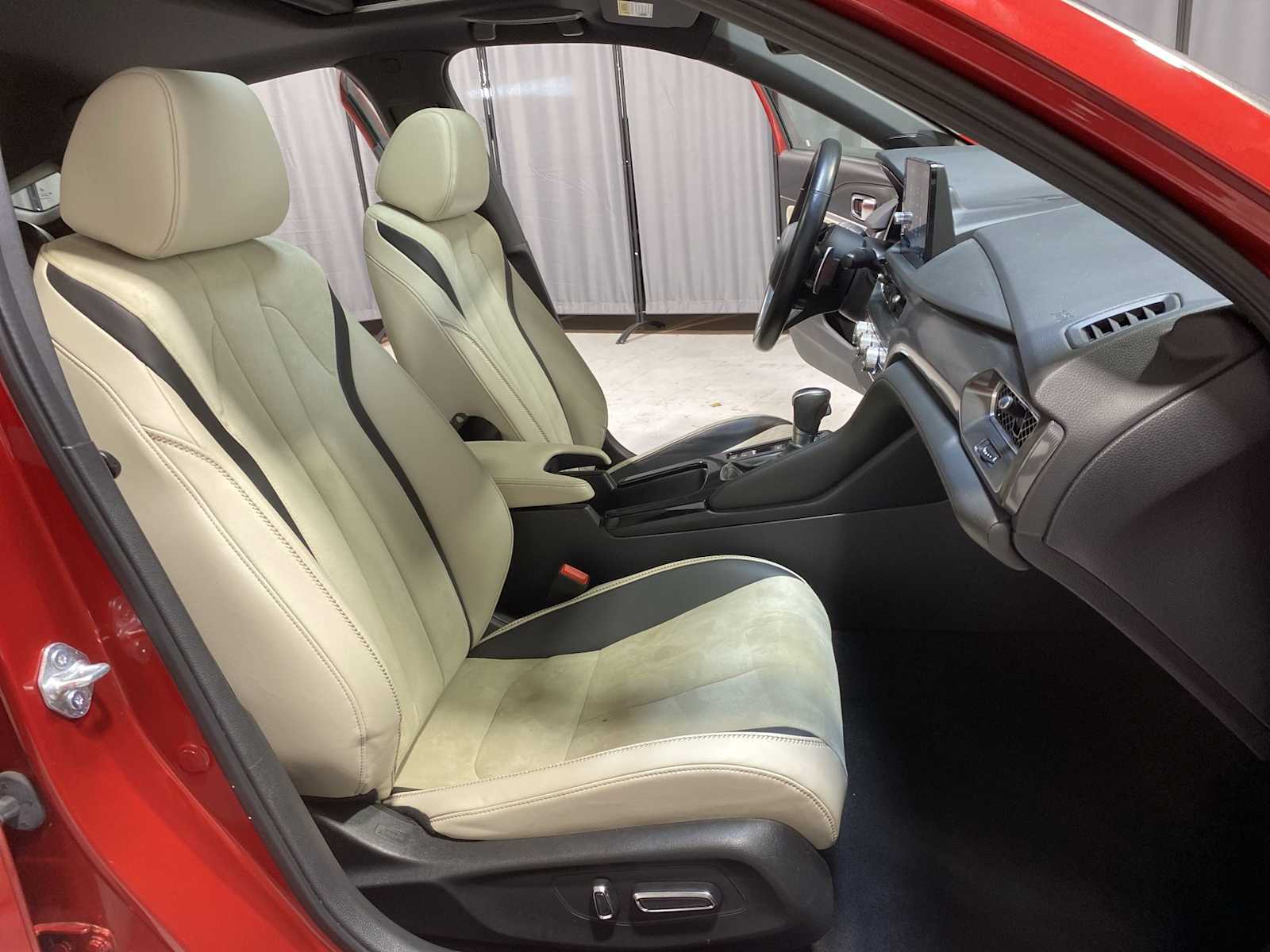 Thumbnail: 2023 Acura Integra - 14