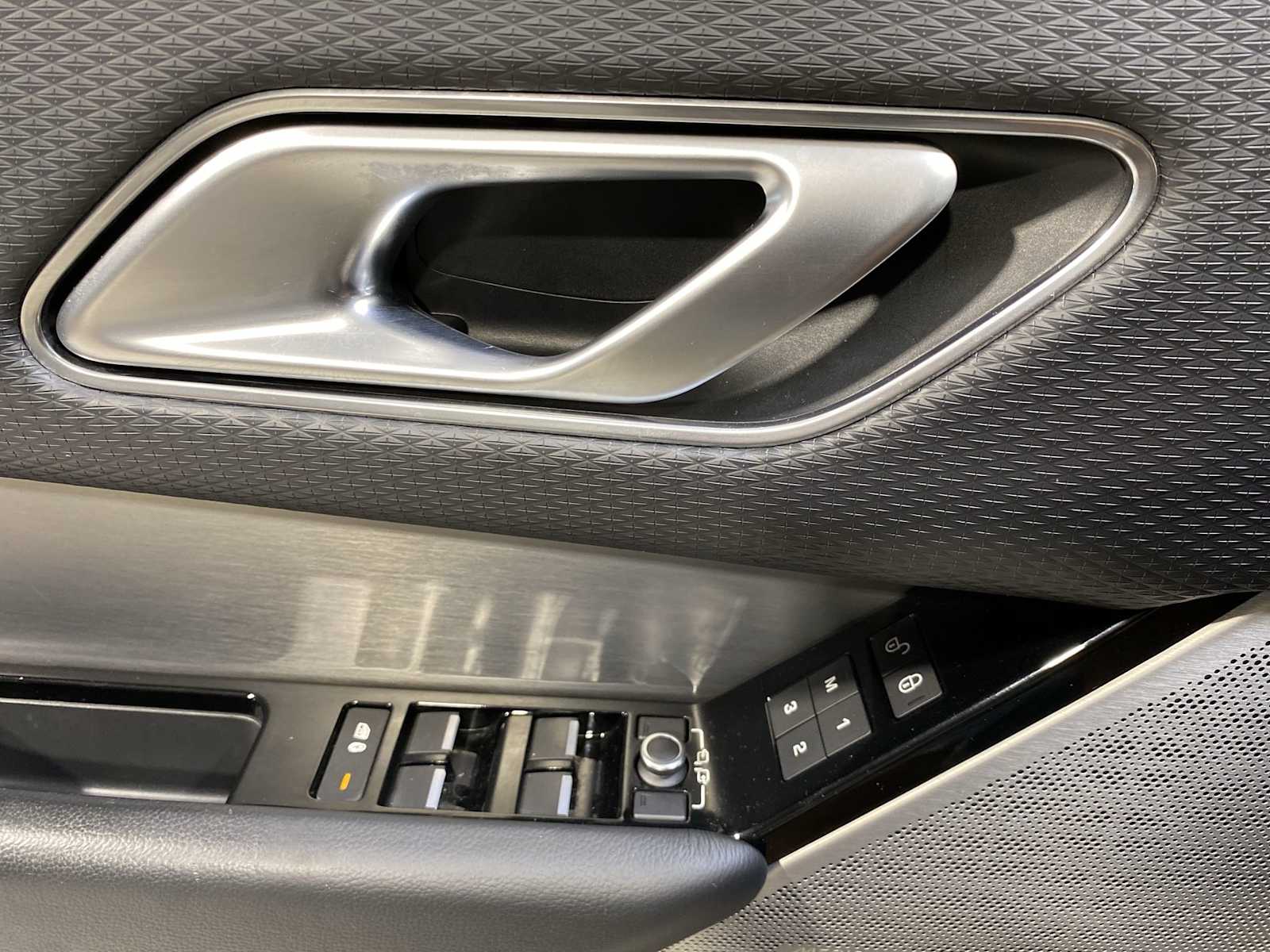 Thumbnail: 2019 Land Rover Range Rover Velar - 23