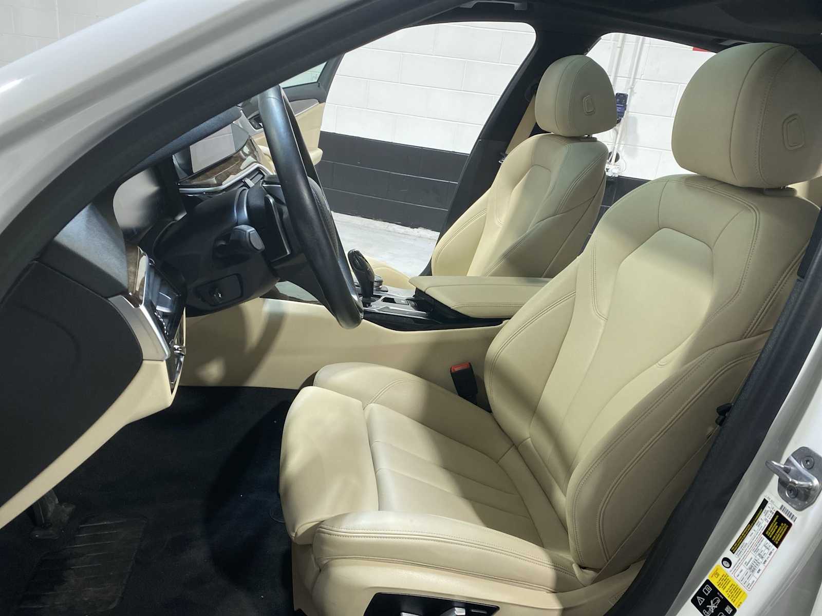 Thumbnail: 2020 BMW 5 Series - 11