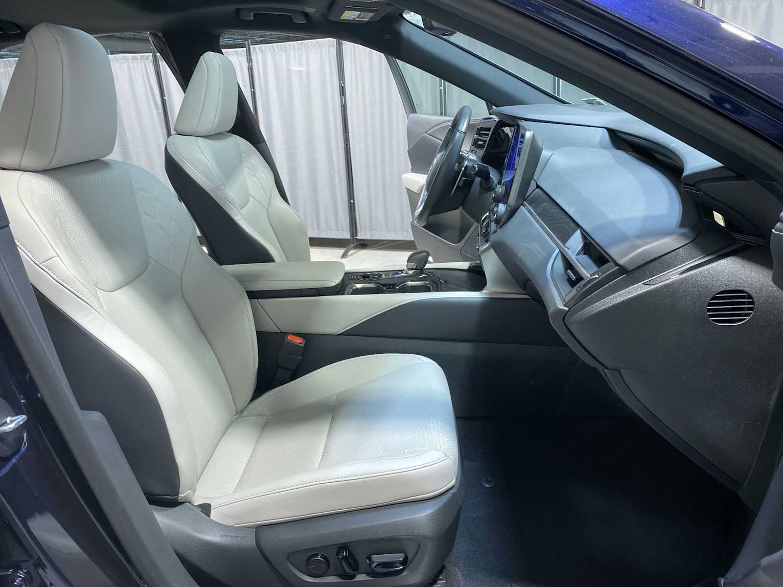 Thumbnail: 2023 Lexus RX - 14
