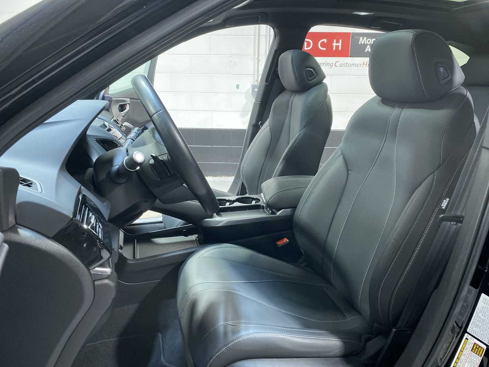 Thumbnail: 2025 Acura RDX - 11