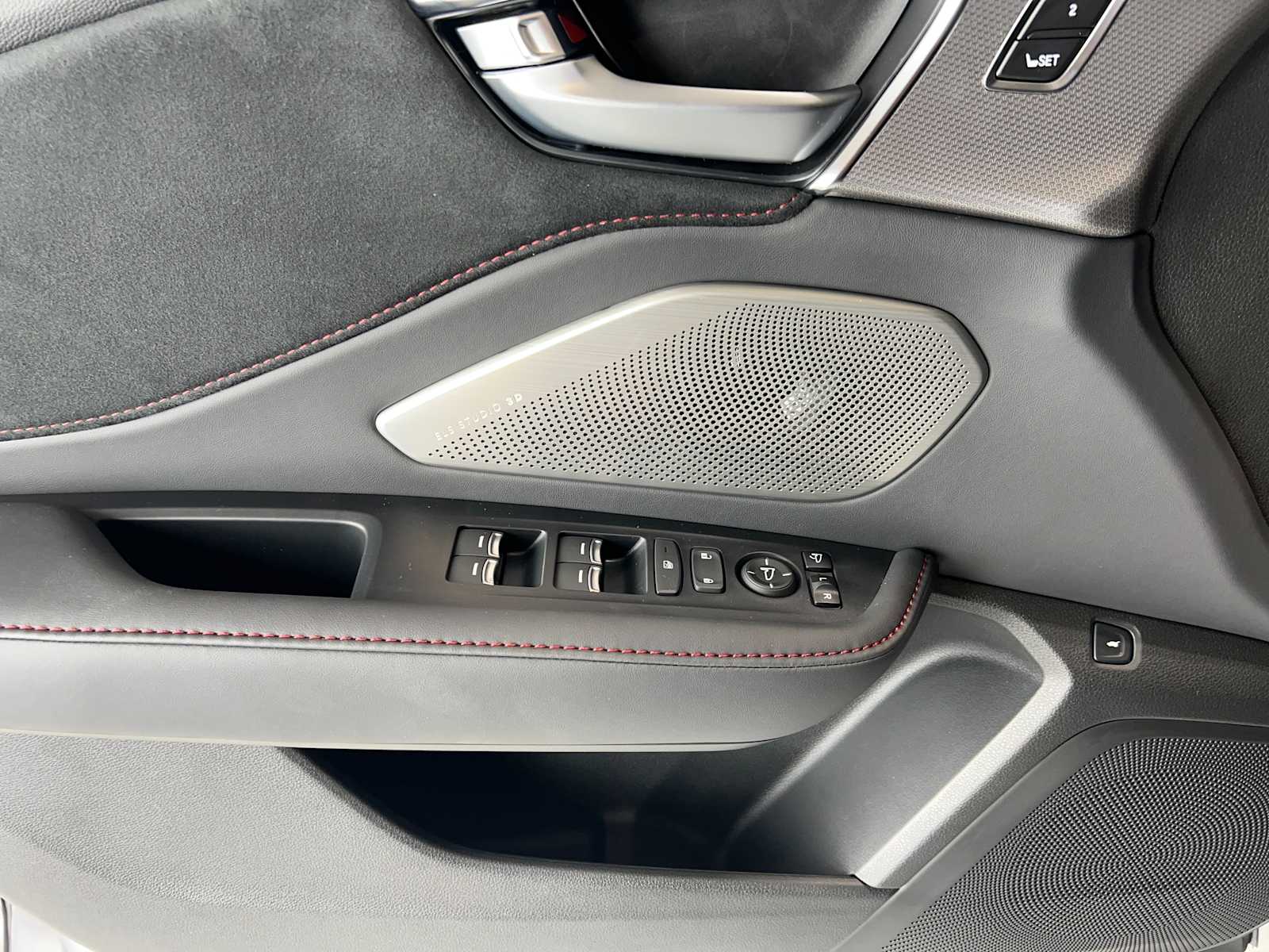 Thumbnail: 2026 Acura RDX - 23