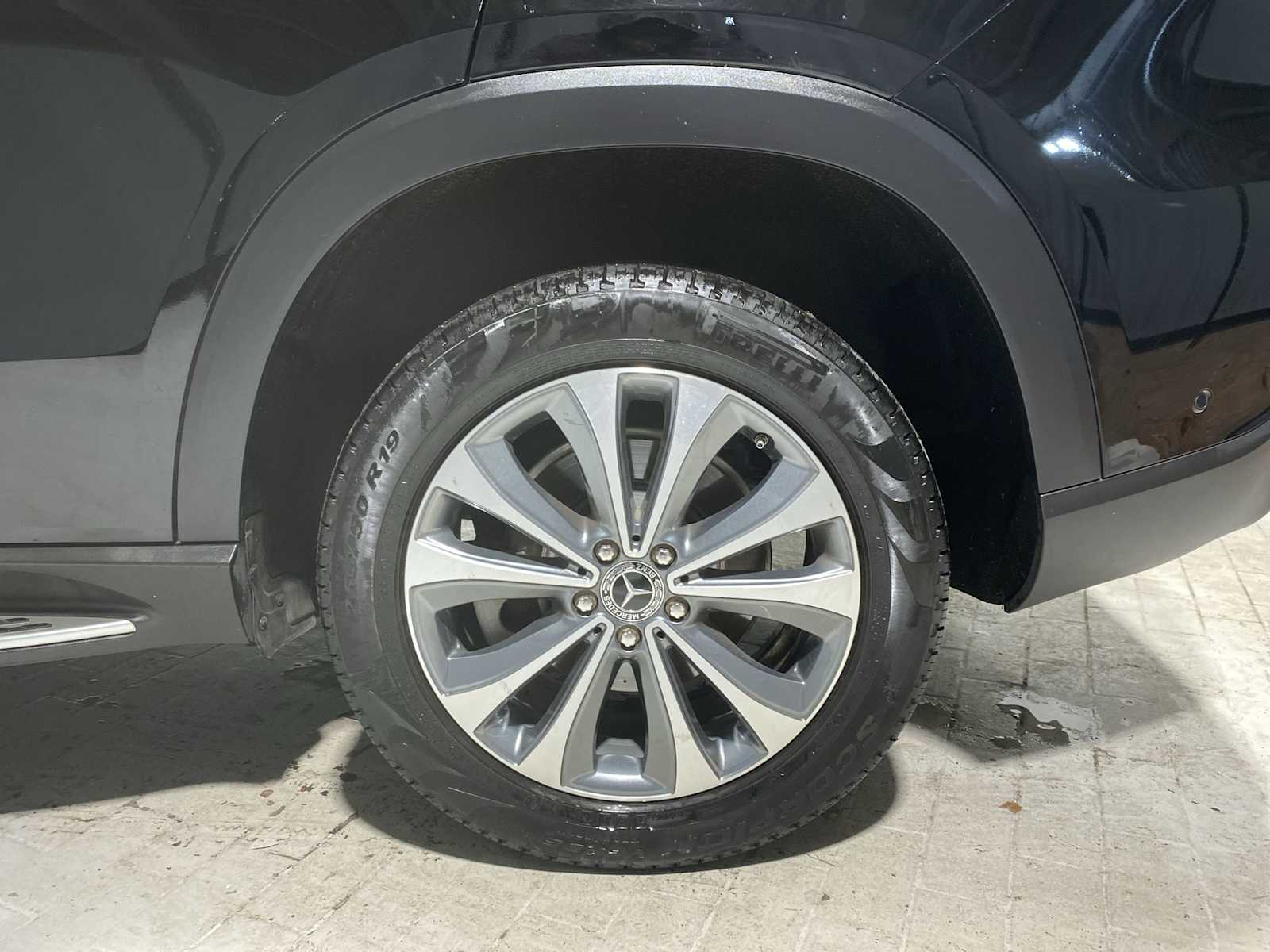 Thumbnail: 2020 Mercedes-Benz GLE - 8