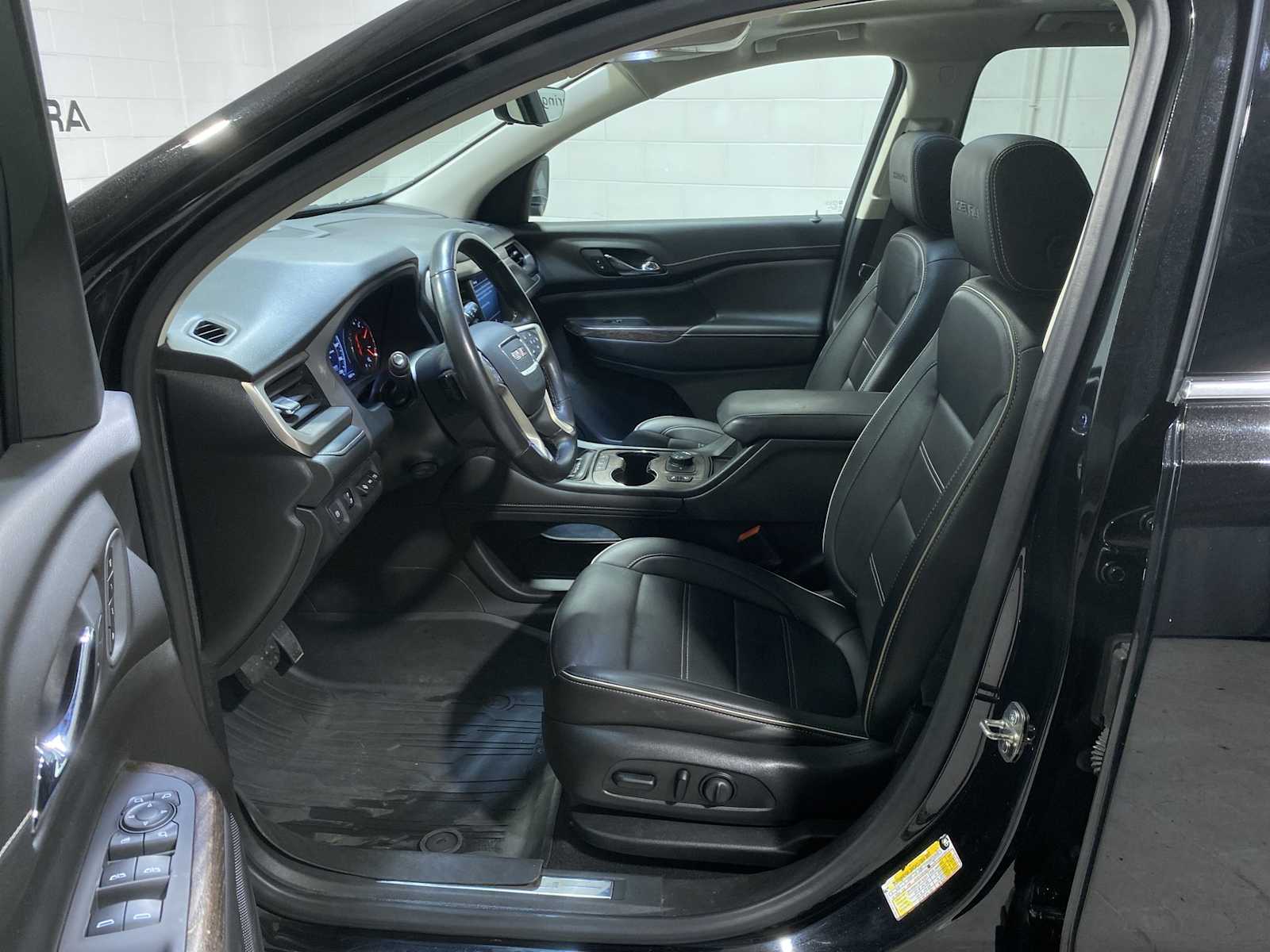 Thumbnail: 2021 GMC Acadia - 2