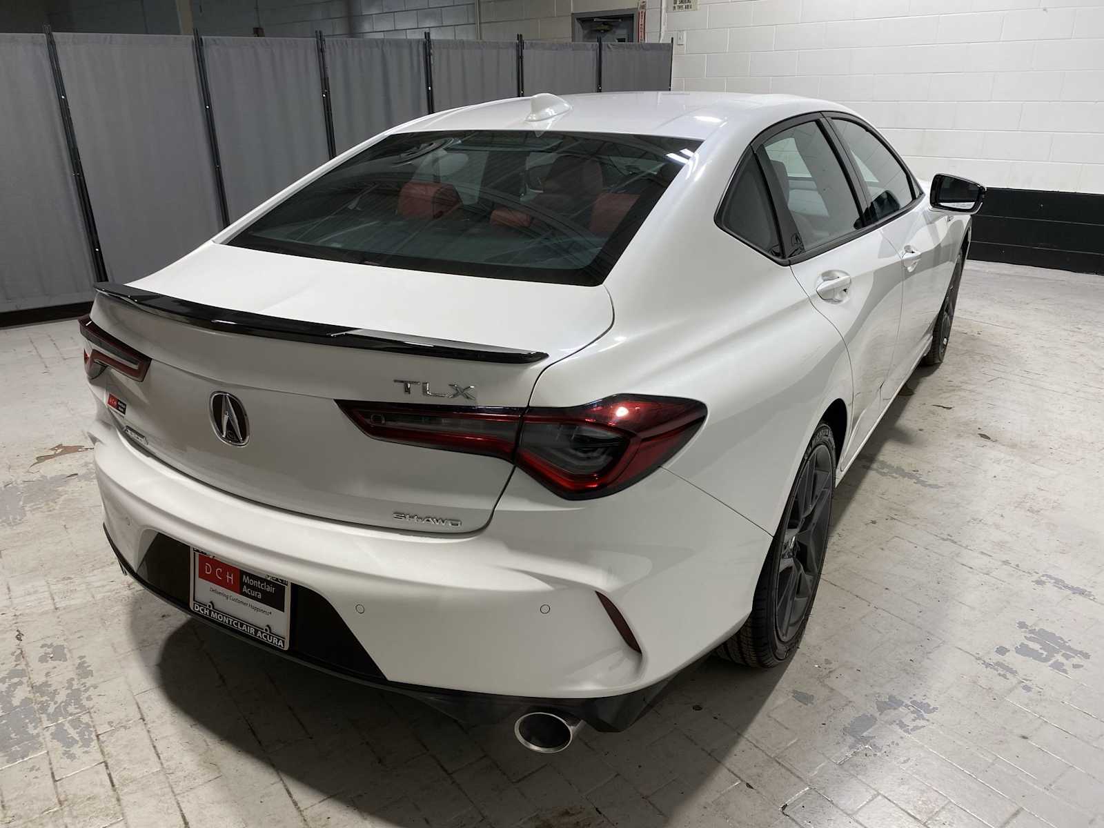 Thumbnail: 2025 Acura TLX - 26