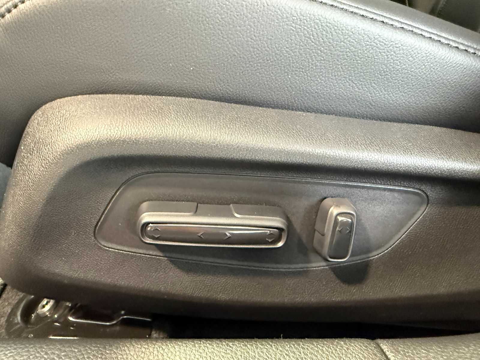 Thumbnail: 2026 Acura Integra - 17