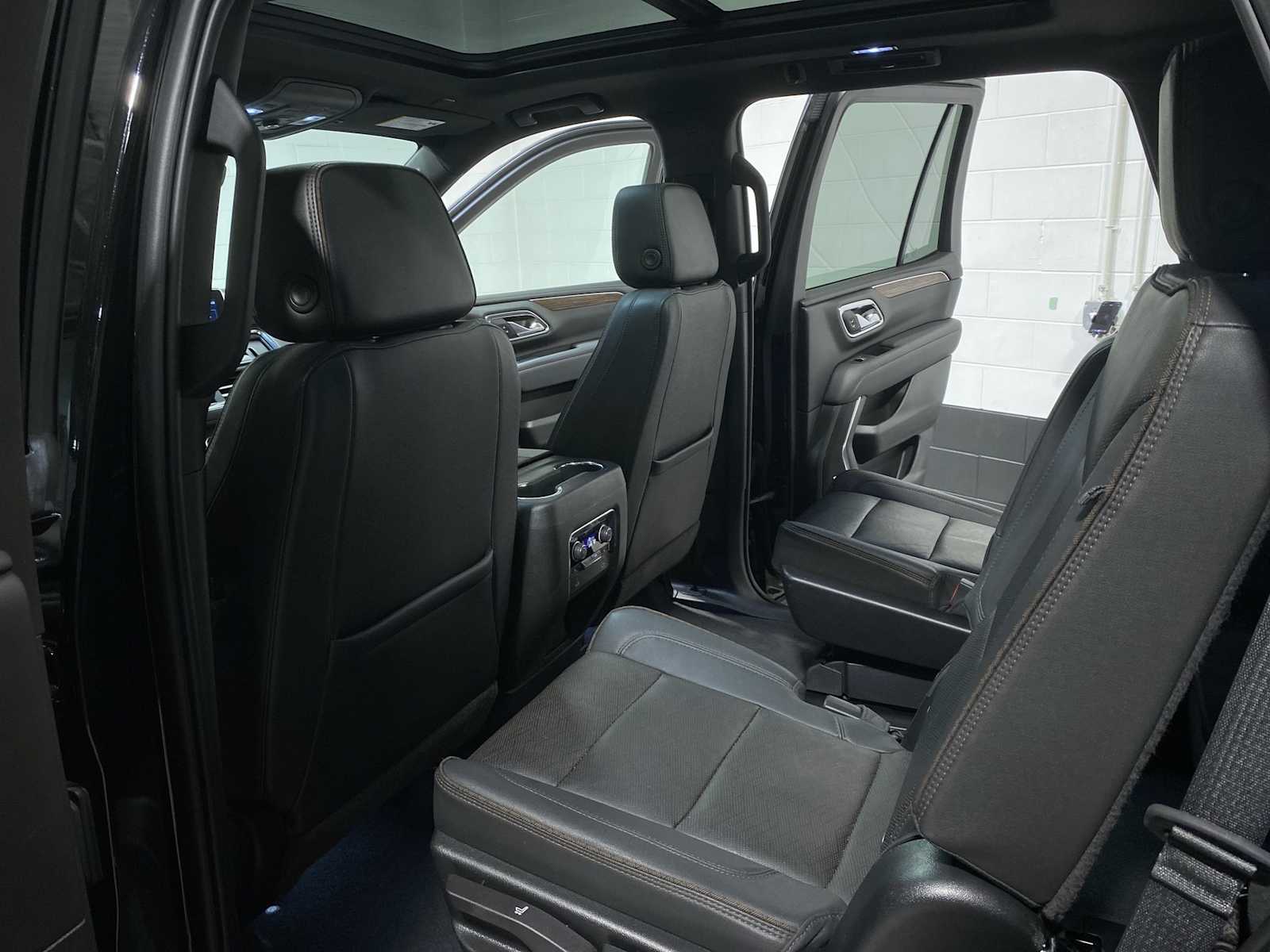 Thumbnail: 2023 Chevrolet Tahoe - 12