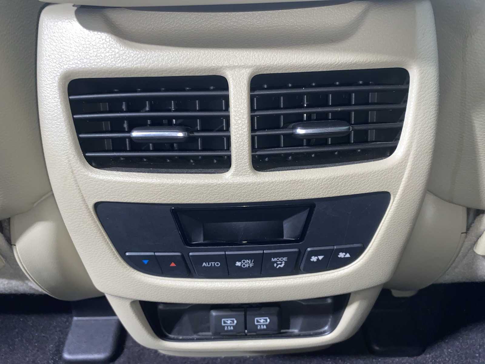 Thumbnail: 2019 Acura MDX - 25