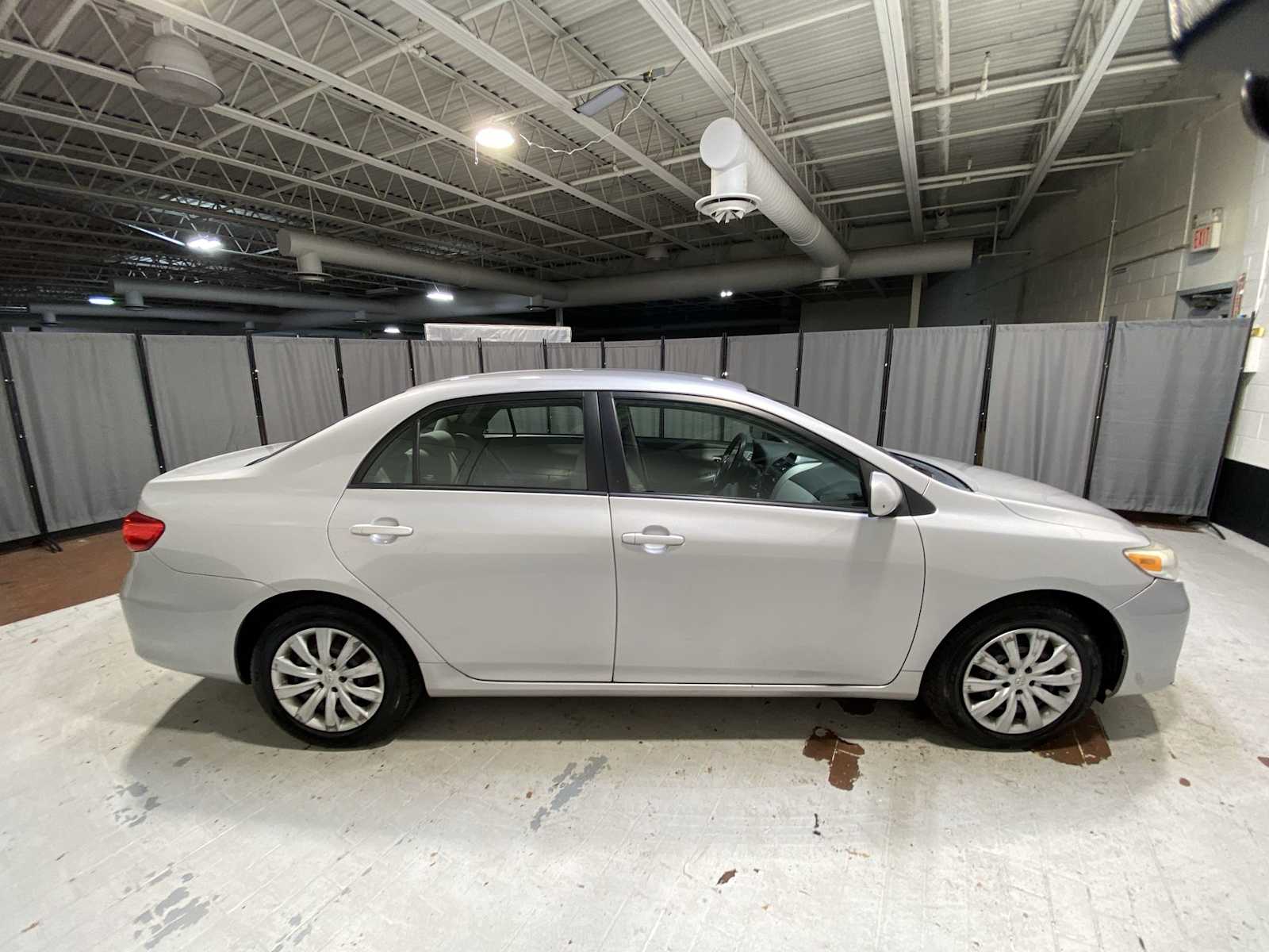 Thumbnail: 2012 Toyota Corolla - 27