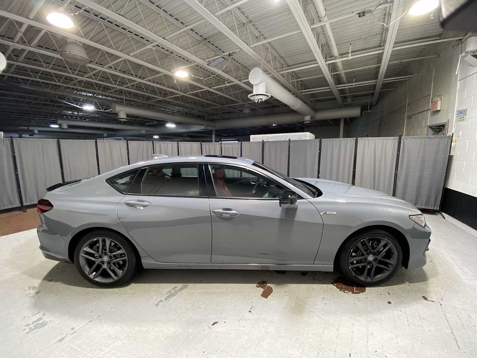 Thumbnail: 2025 Acura TLX - 27