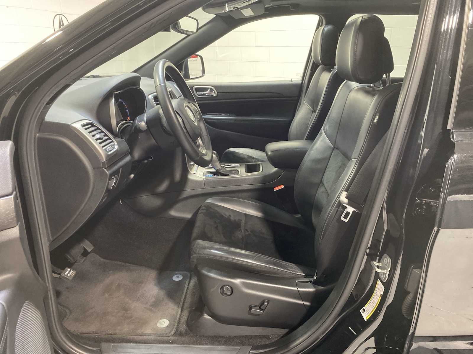 Thumbnail: 2018 Jeep Grand Cherokee - 2