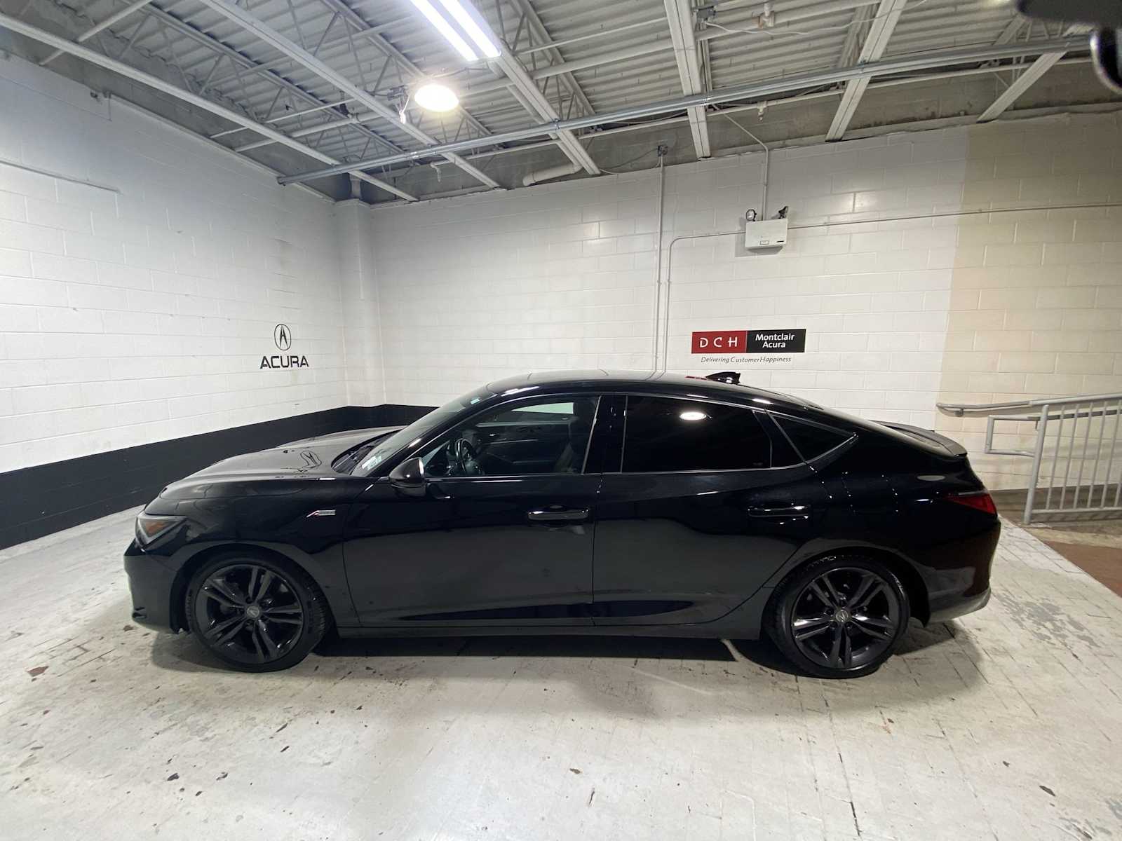 Thumbnail: 2023 Acura Integra - 3