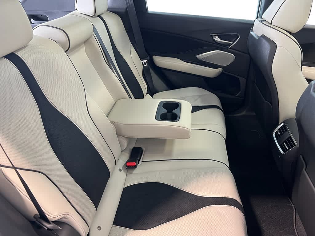 Thumbnail: 2026 Acura RDX - 35