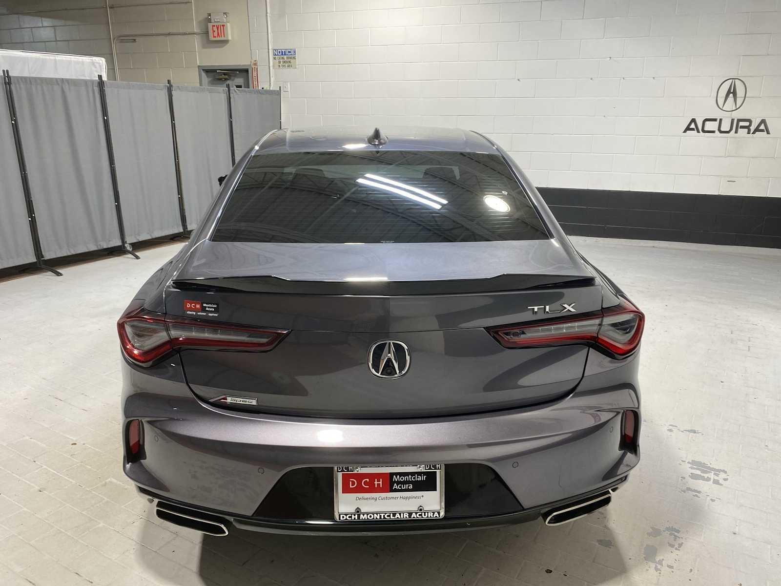 Thumbnail: 2022 Acura TLX - 5