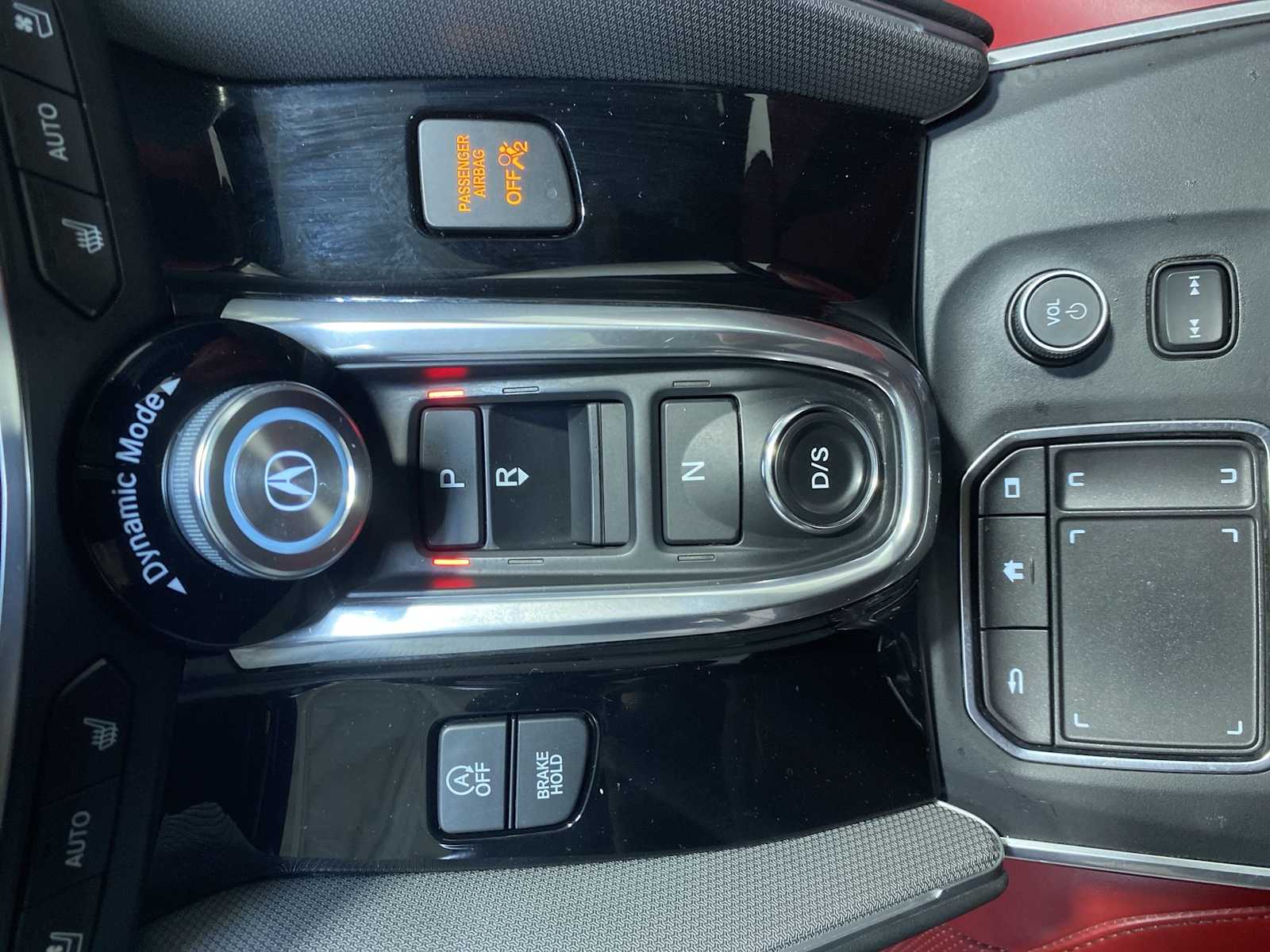 Thumbnail: 2024 Acura TLX - 17