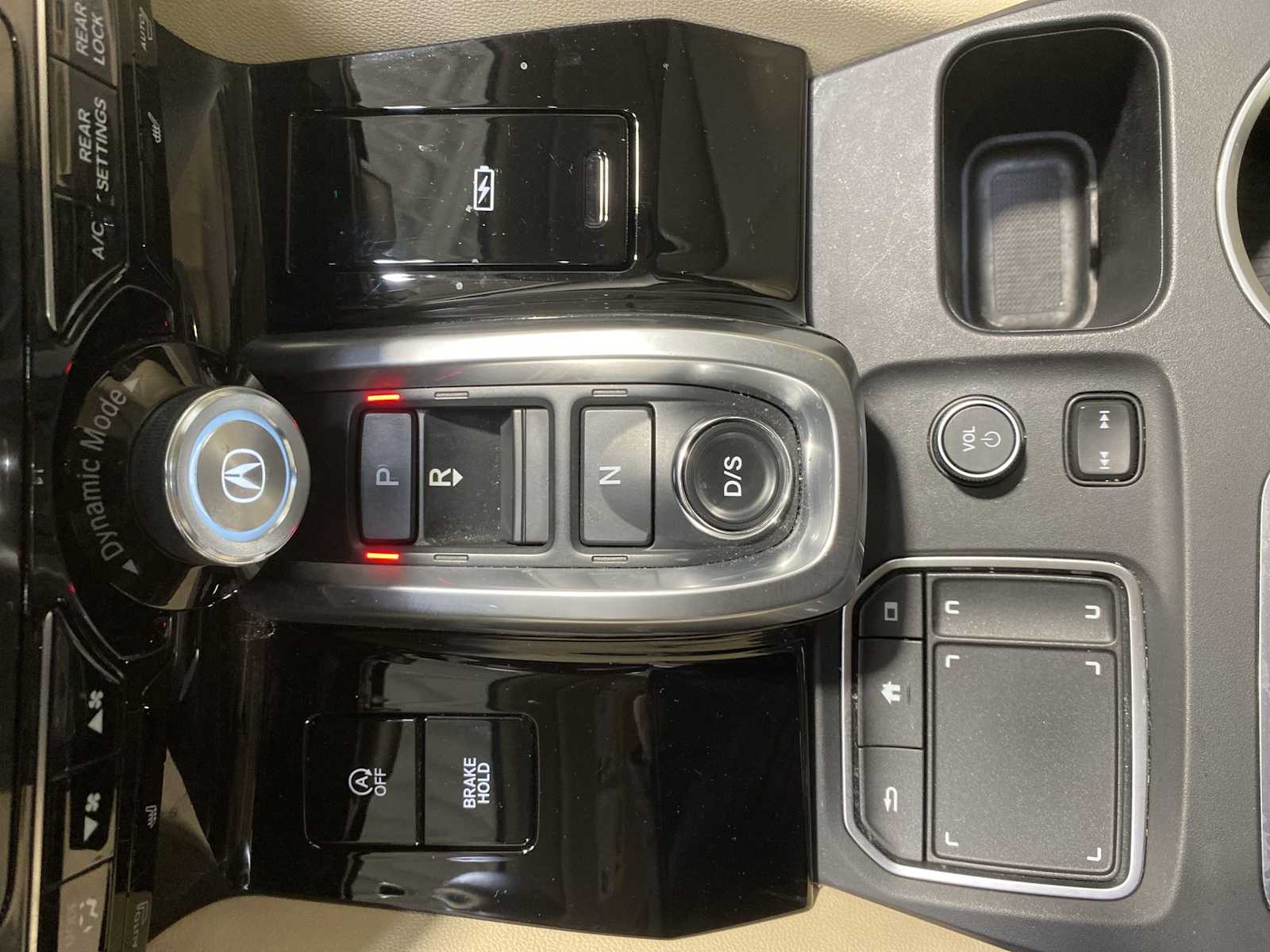 Thumbnail: 2023 Acura MDX - 17