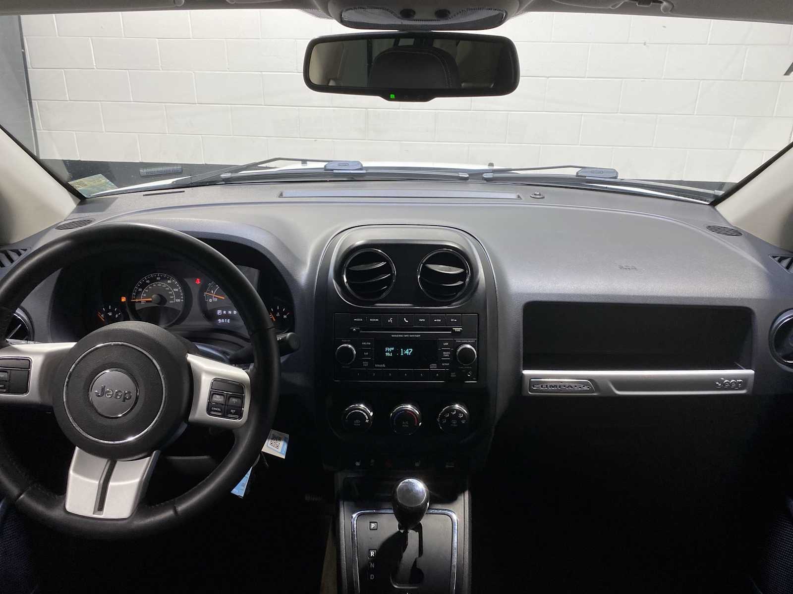 Thumbnail: 2017 Jeep Compass - 10