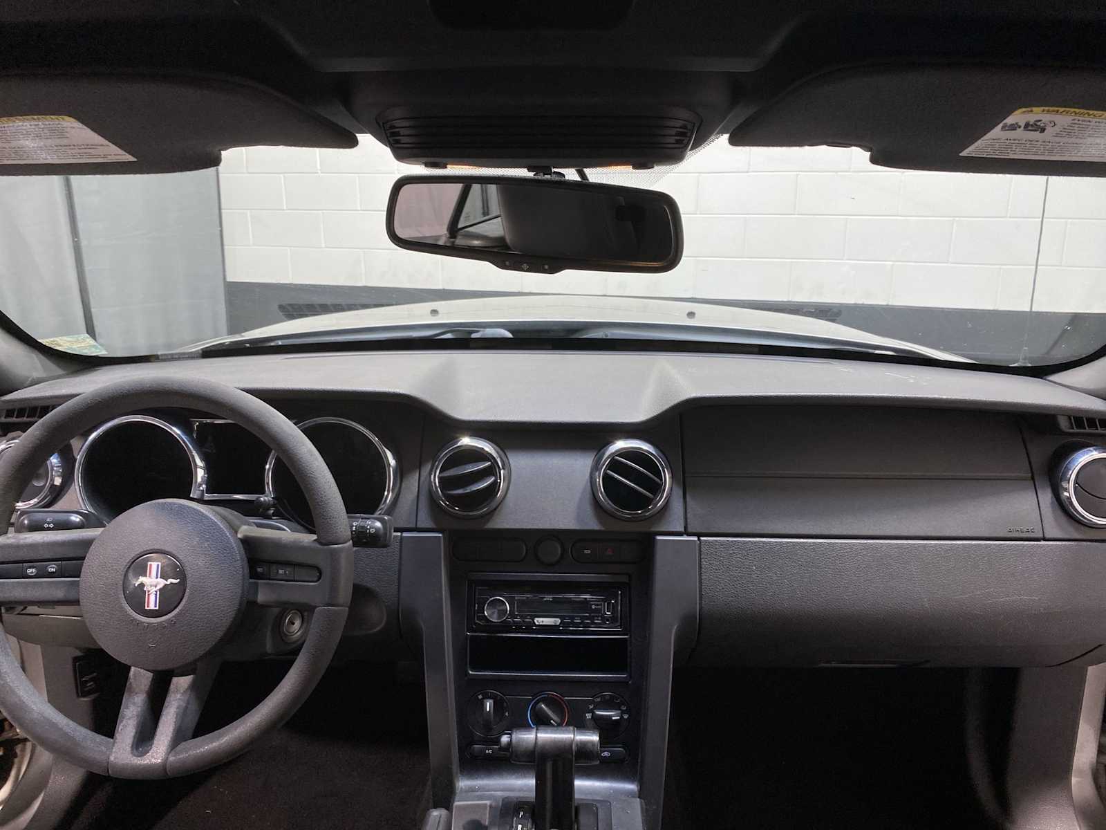 Thumbnail: 2008 Ford Mustang - 10