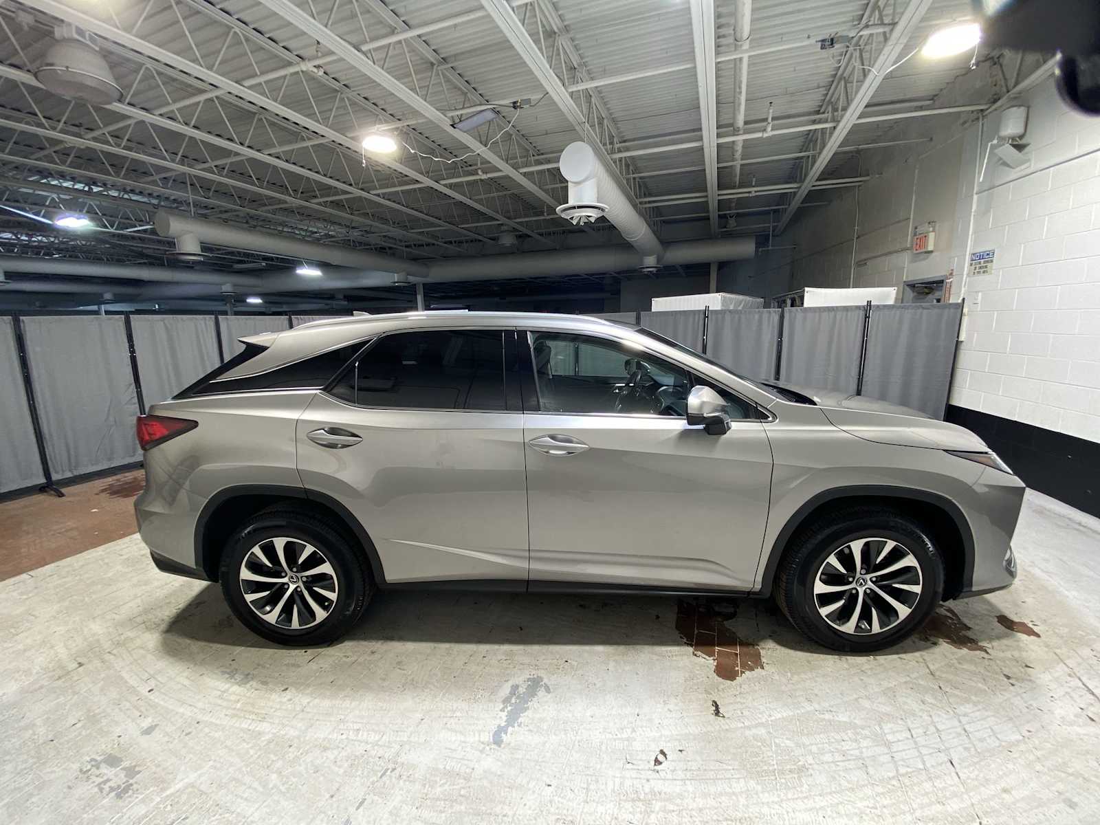 Thumbnail: 2021 Lexus RX - 27