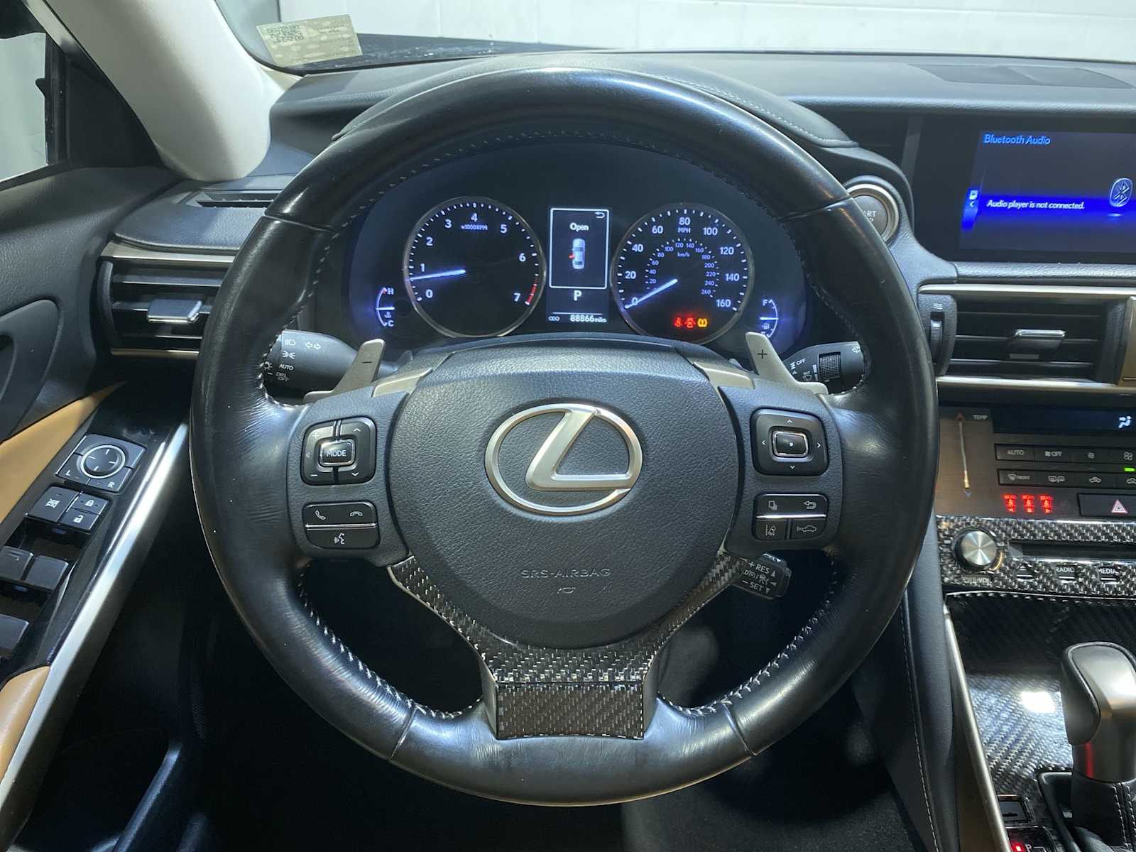 Thumbnail: 2017 Lexus IS - 15