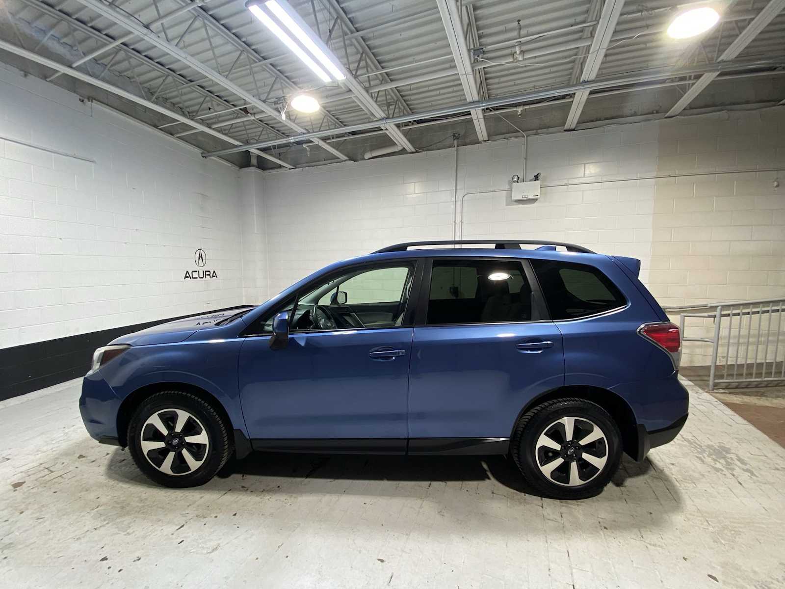 Thumbnail: 2017 Subaru Forester - 3