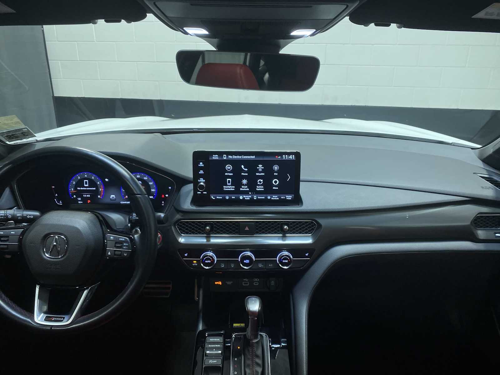 Thumbnail: 2023 Acura Integra - 10