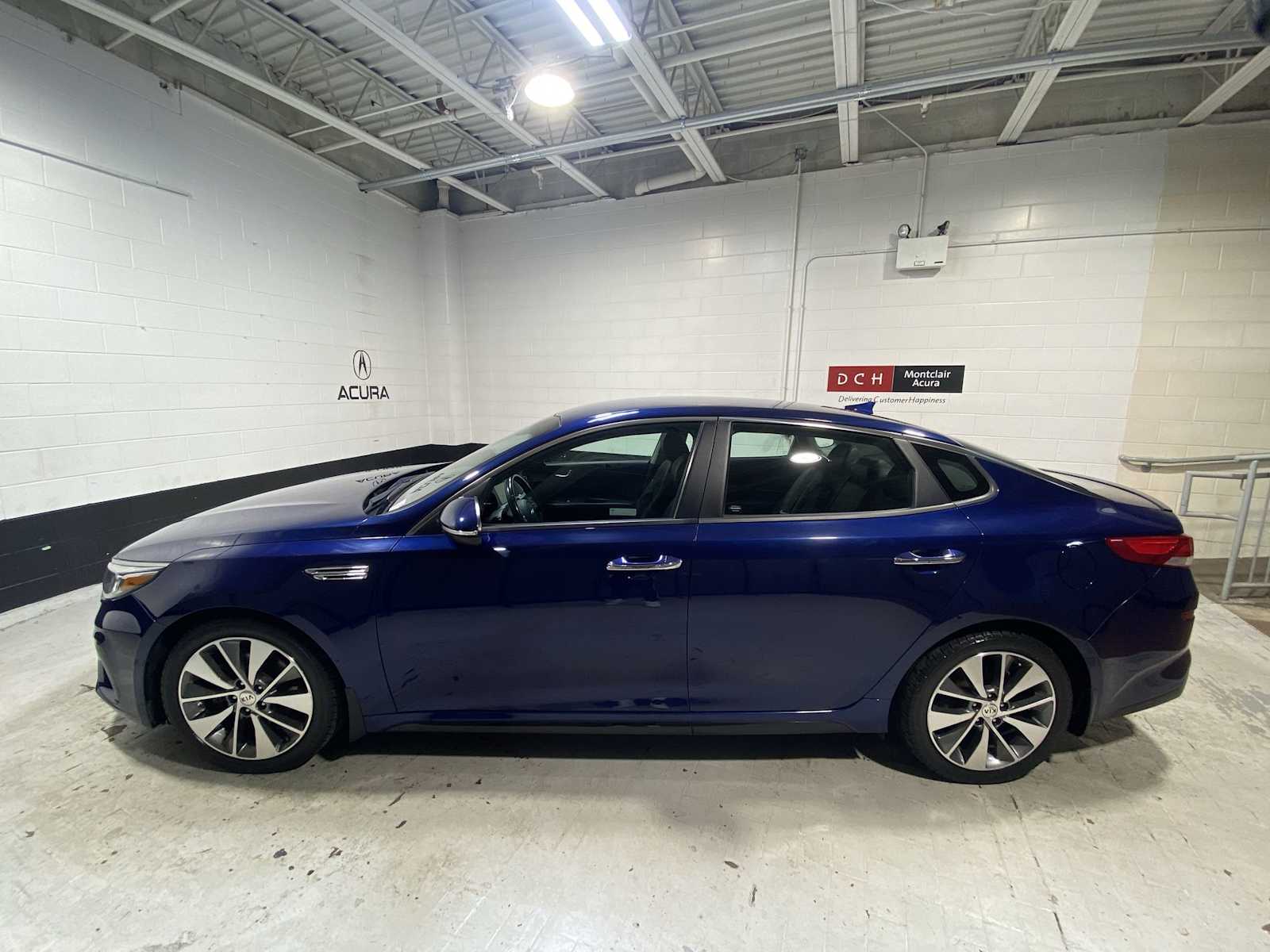 Thumbnail: 2019 Kia Optima - 3