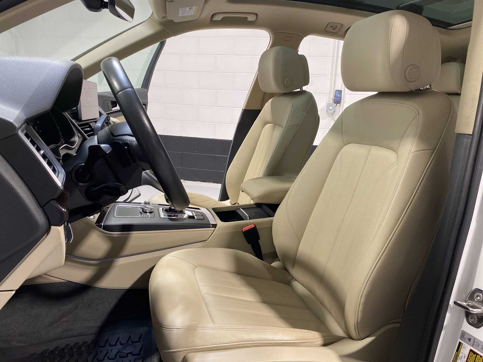 Thumbnail: 2019 Audi Q5 - 11