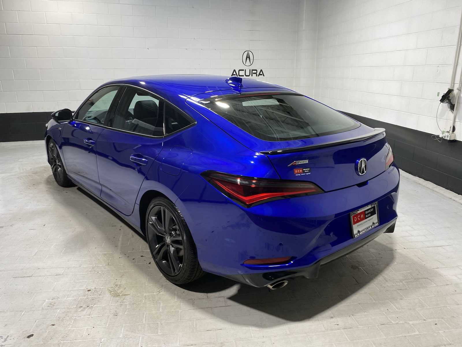 Thumbnail: 2025 Acura Integra - 4
