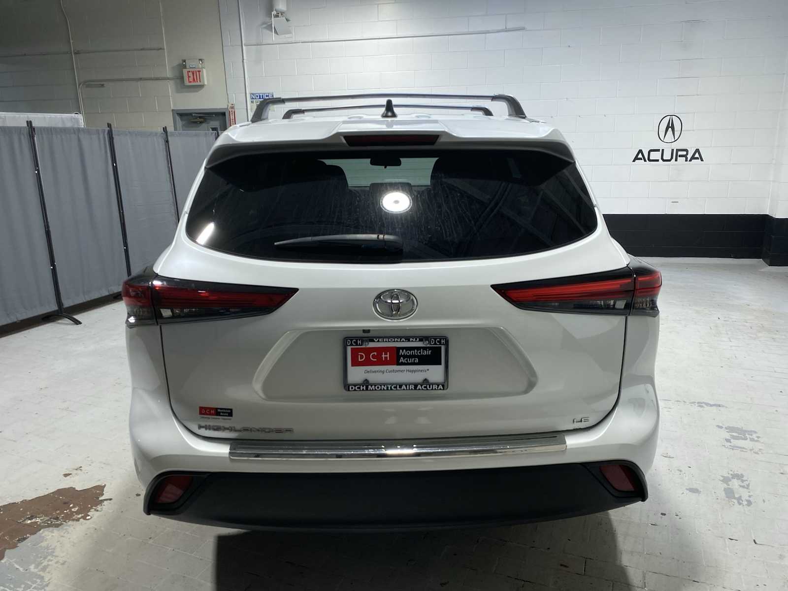 Thumbnail: 2023 Toyota Highlander - 5