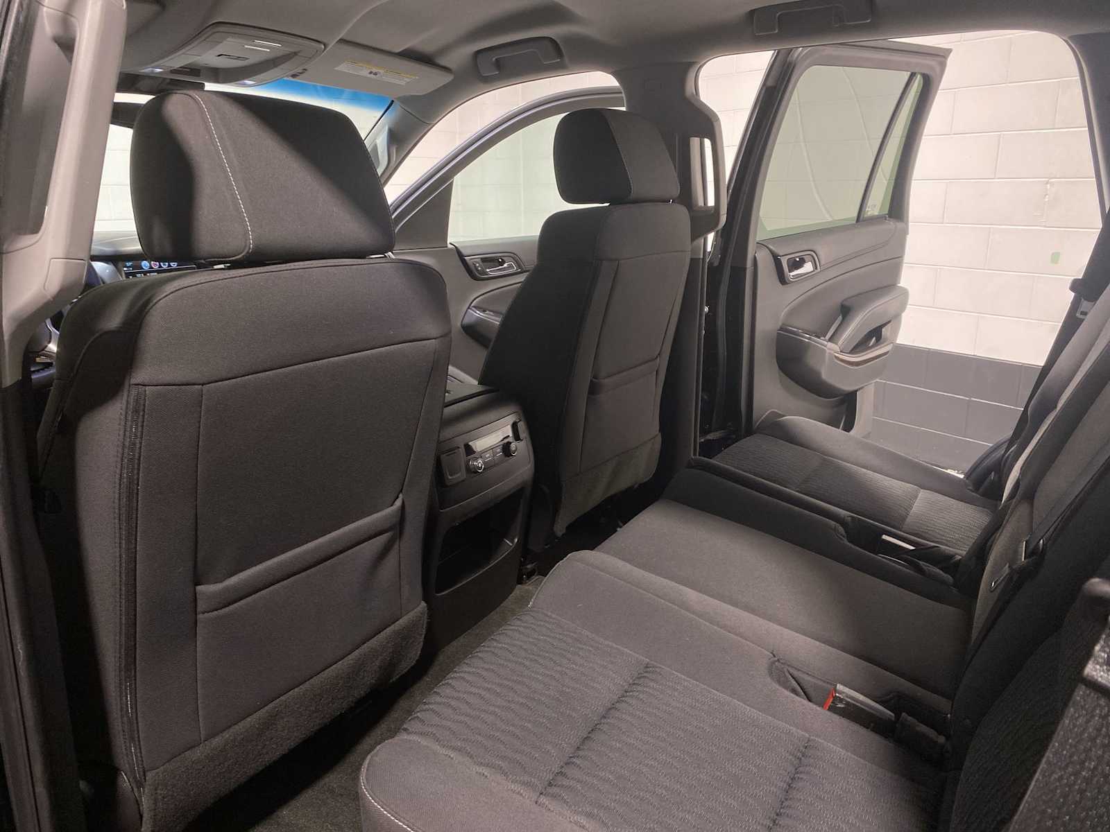 Thumbnail: 2018 Chevrolet Tahoe - 12