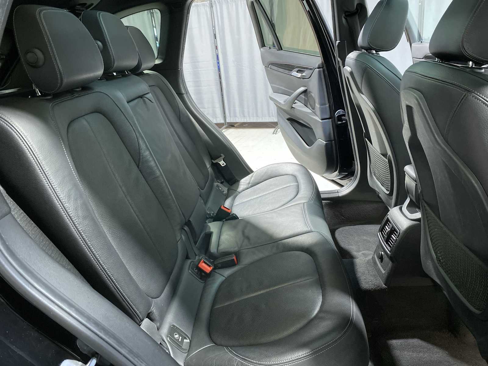 Thumbnail: 2018 BMW X1 - 13