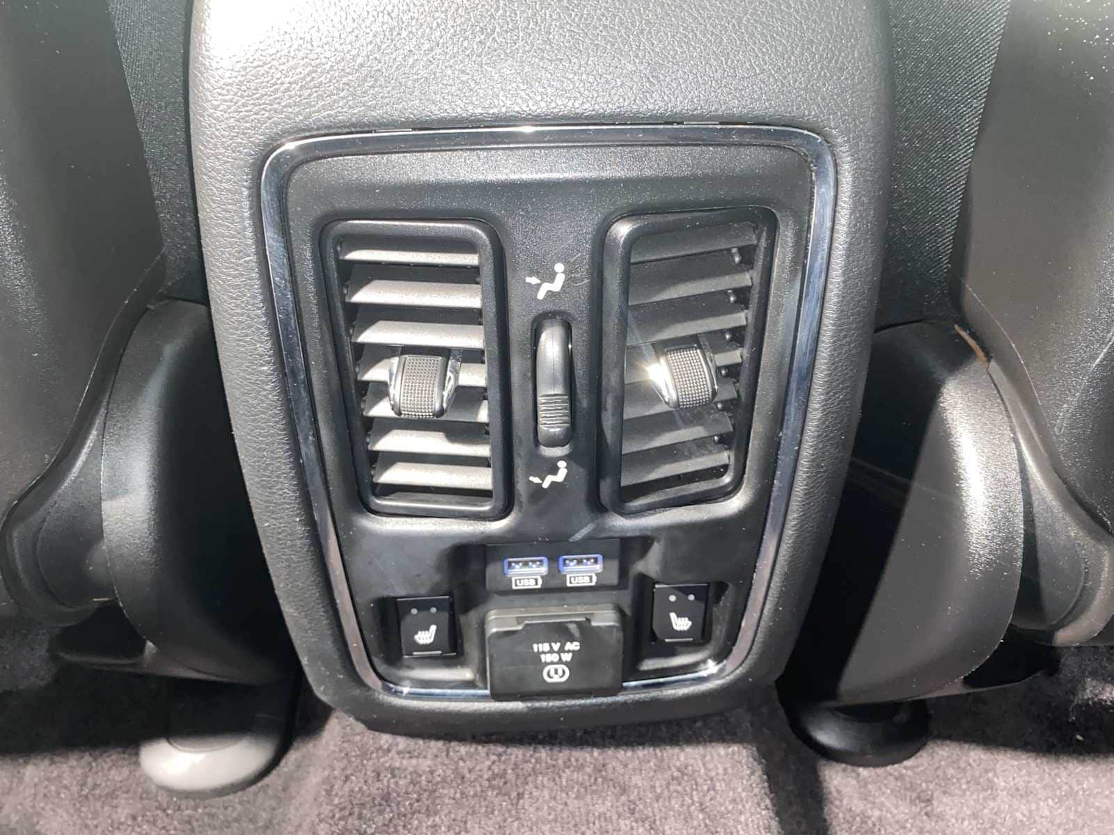 Thumbnail: 2018 Jeep Grand Cherokee - 25