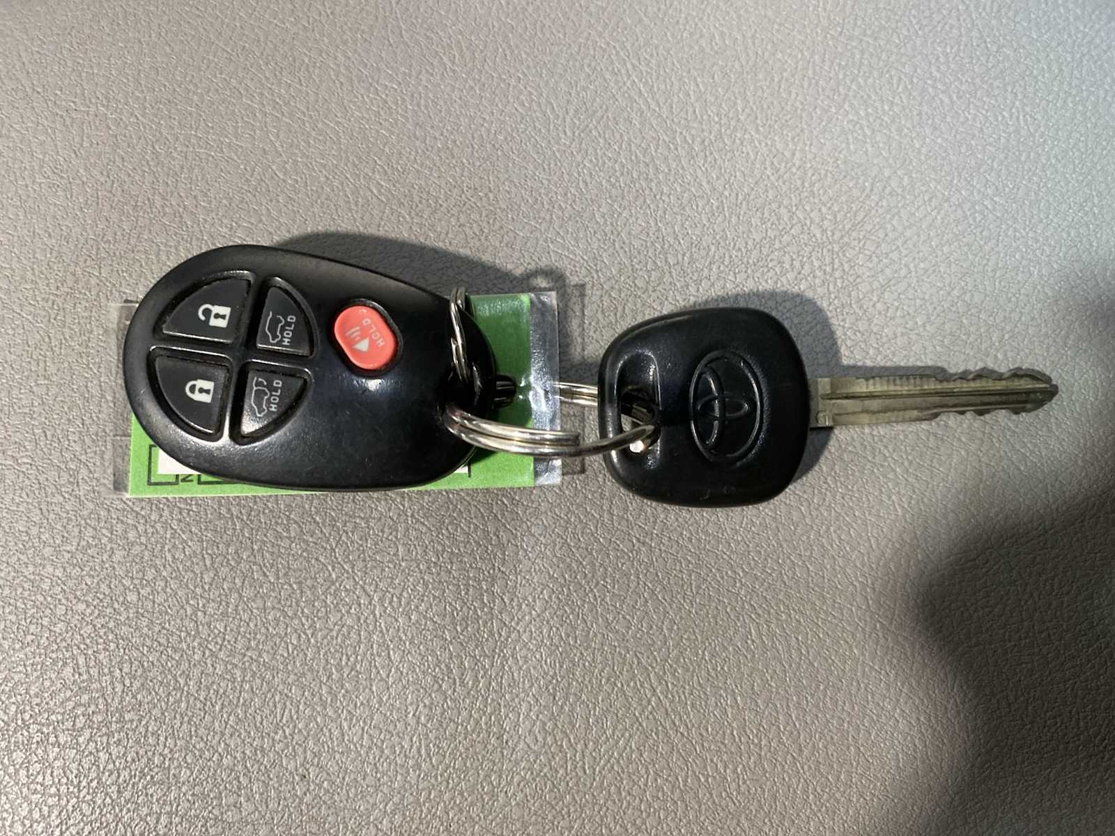 Thumbnail: 2013 Toyota Highlander - 20