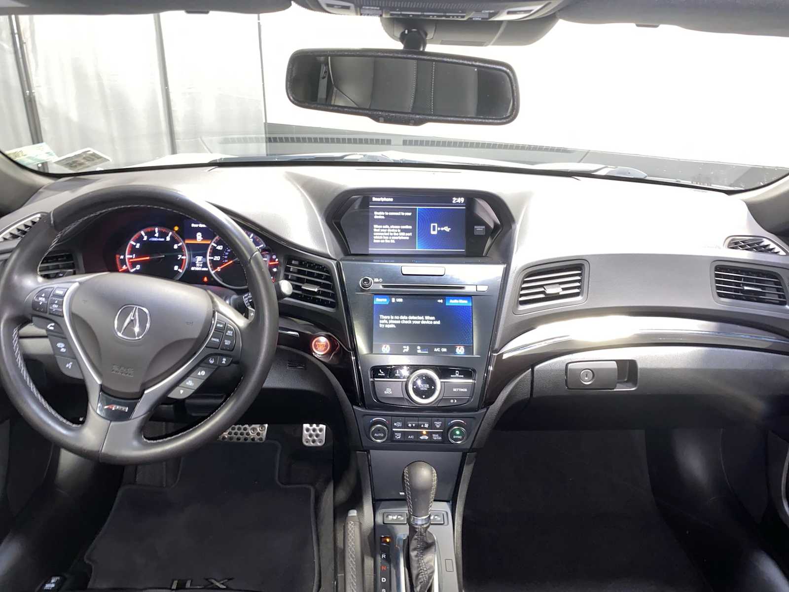 Thumbnail: 2020 Acura ILX - 10