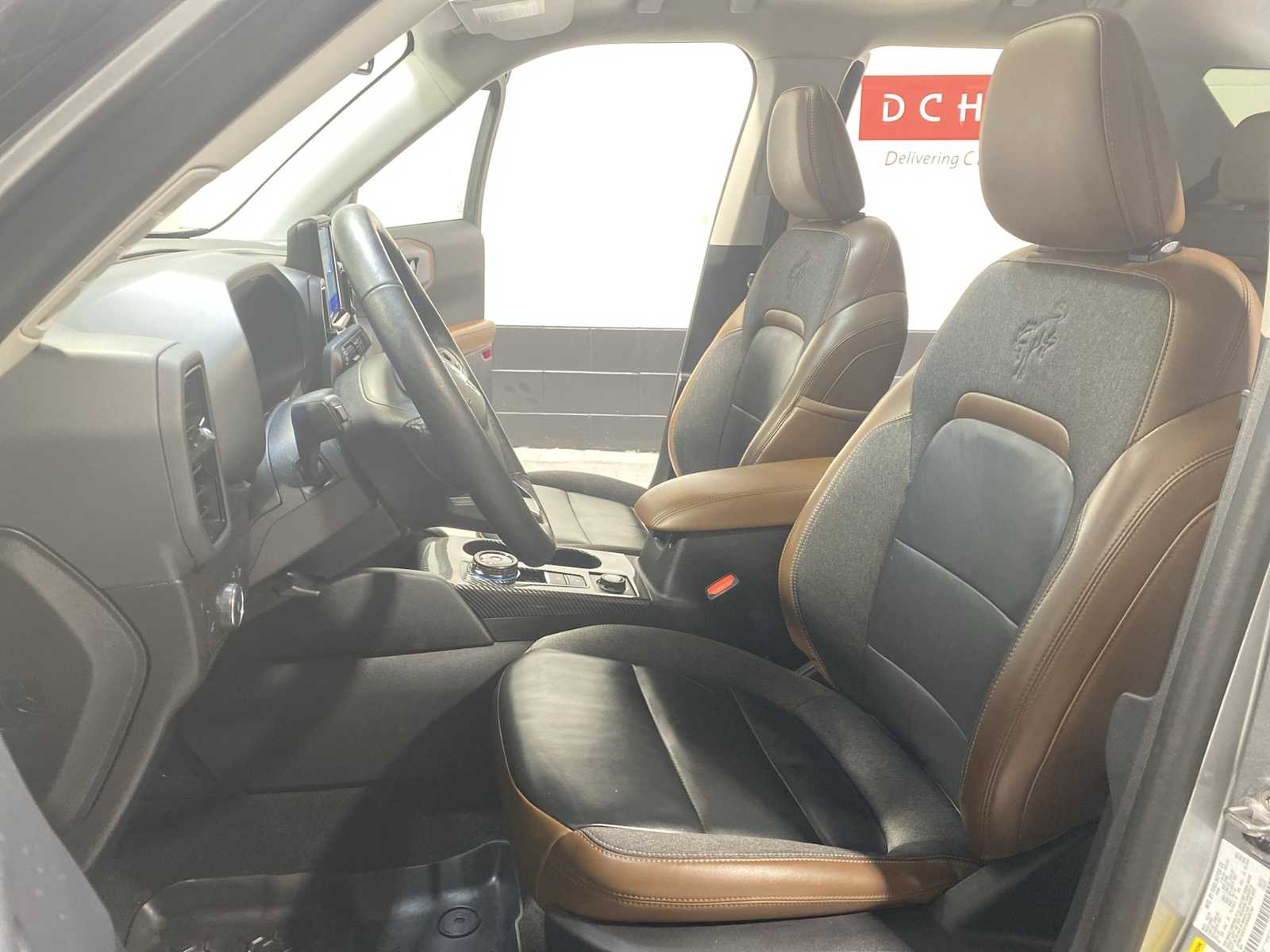 Thumbnail: 2022 Ford Bronco Sport - 11