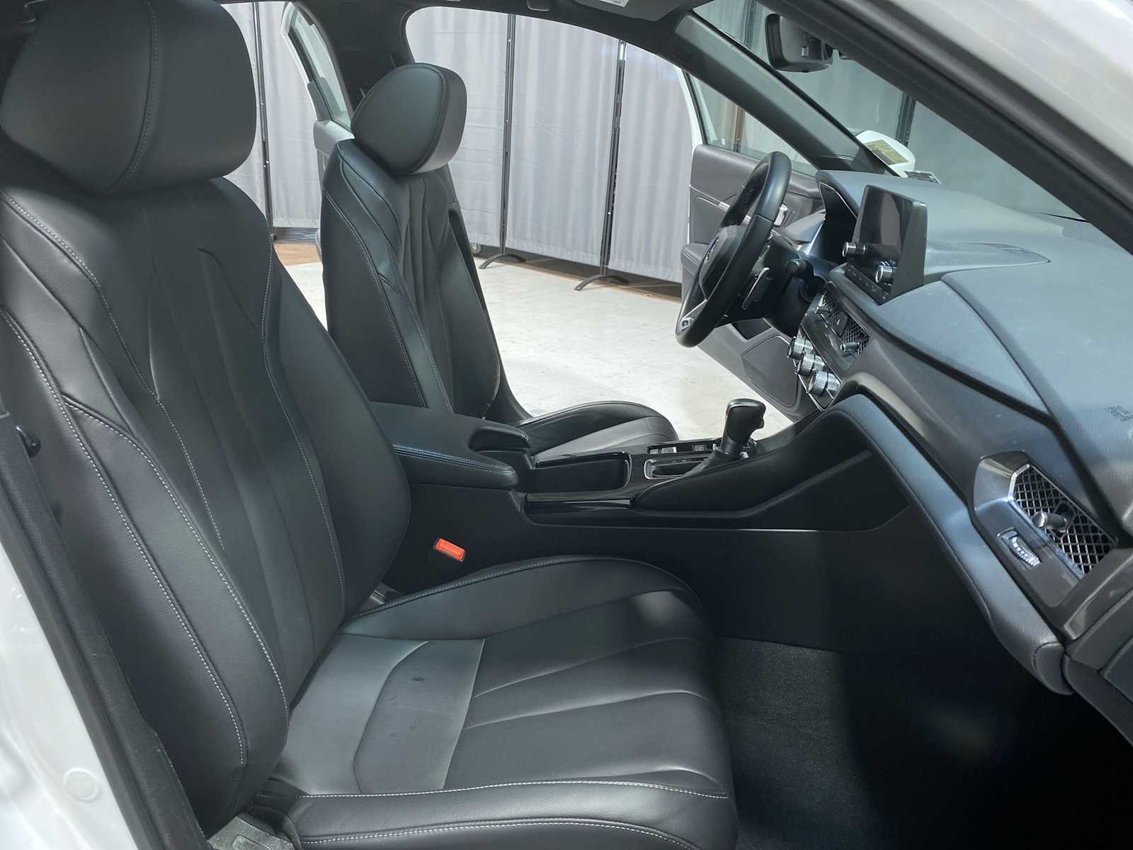 Thumbnail: 2023 Acura Integra - 14