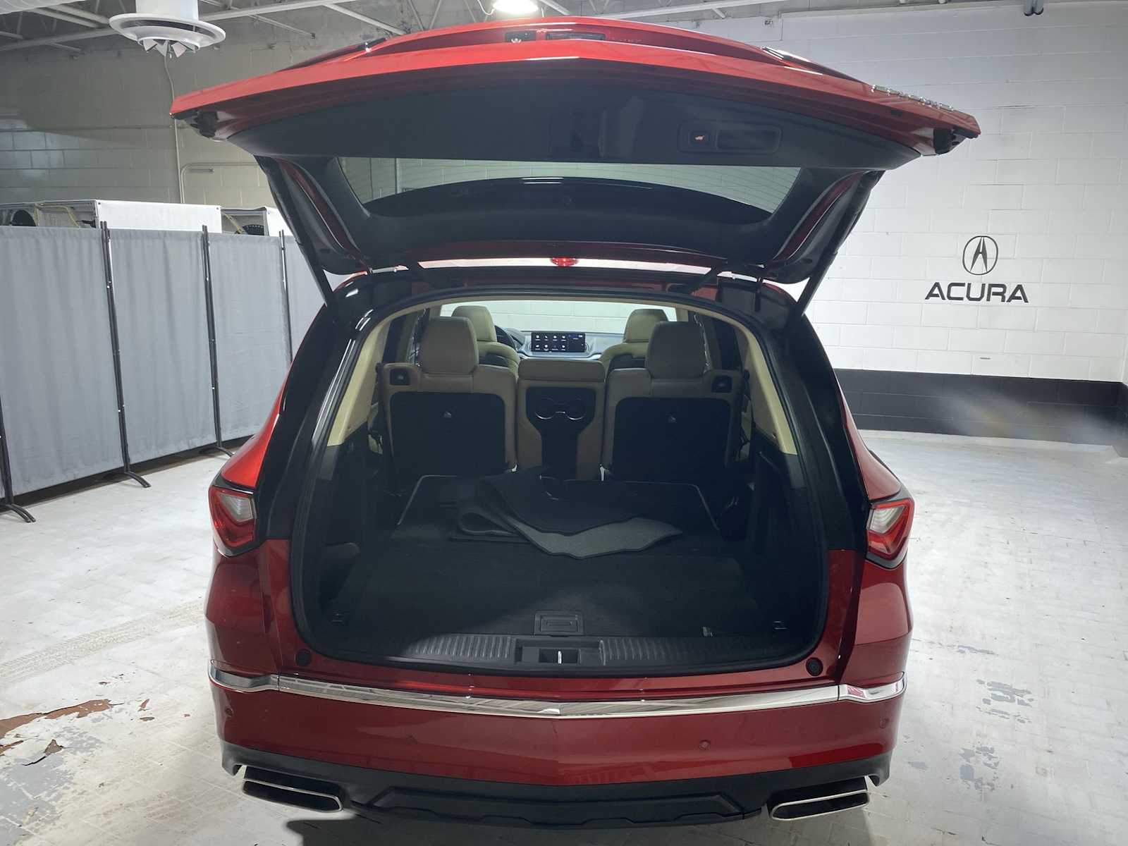 Thumbnail: 2023 Acura MDX - 19