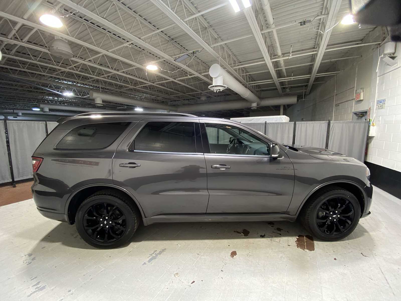 Thumbnail: 2020 Dodge Durango - 27