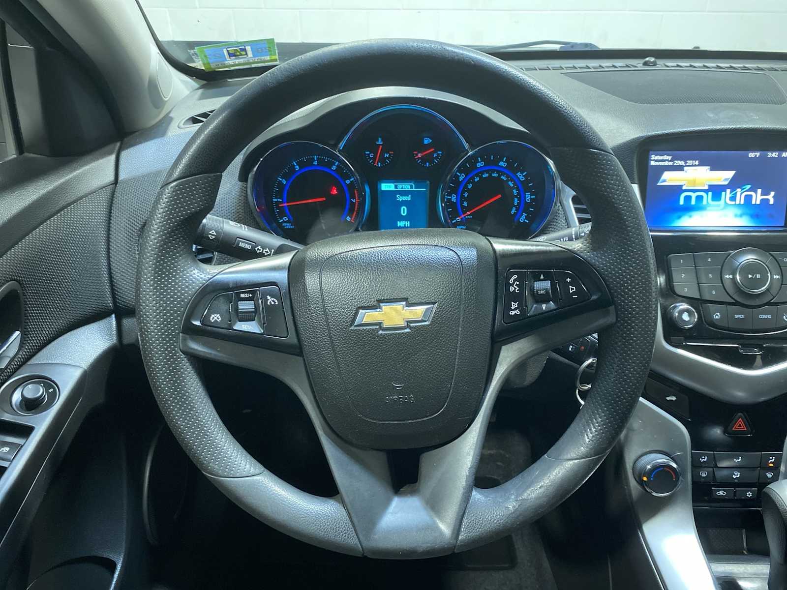 Thumbnail: 2016 Chevrolet Cruze - 15