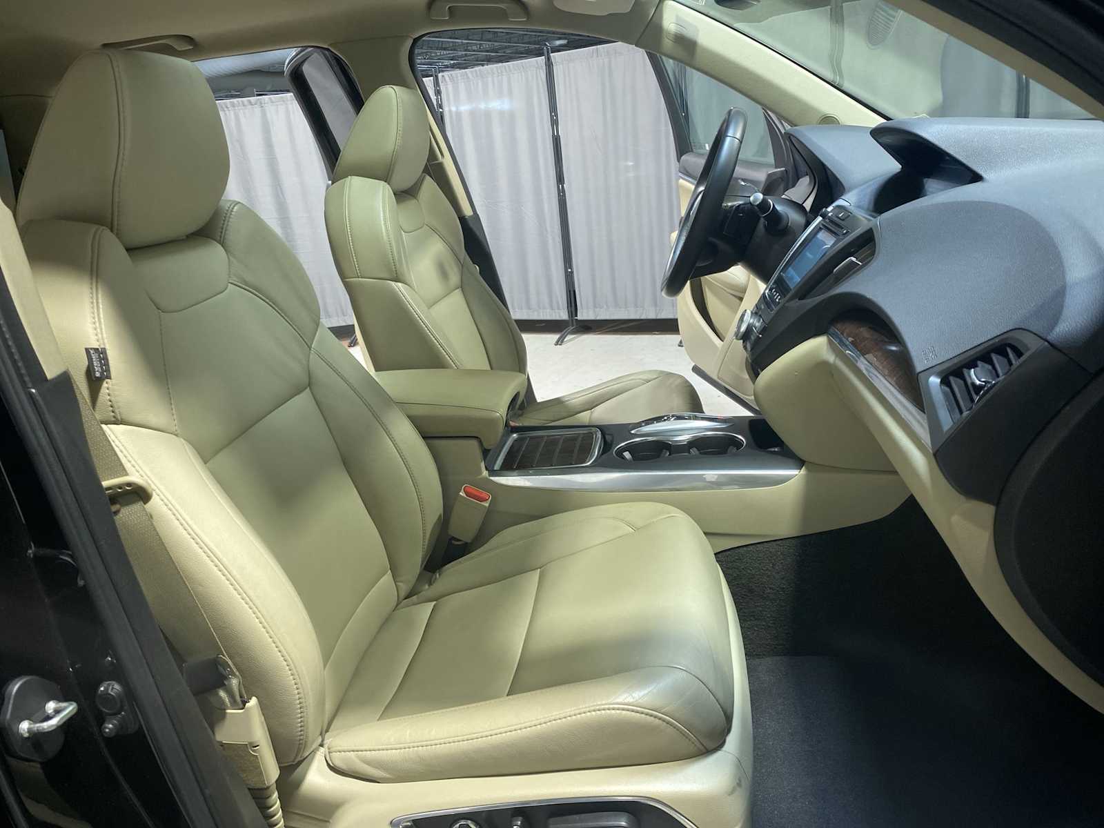 Thumbnail: 2019 Acura MDX - 14